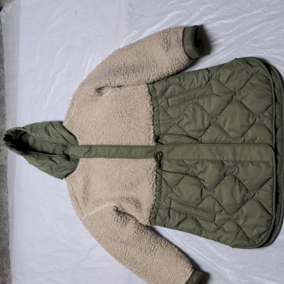 Old Navy Sherpa Quilted Hybrid Coat Green Tan Hooded Size Medium - Picture 3 of 8